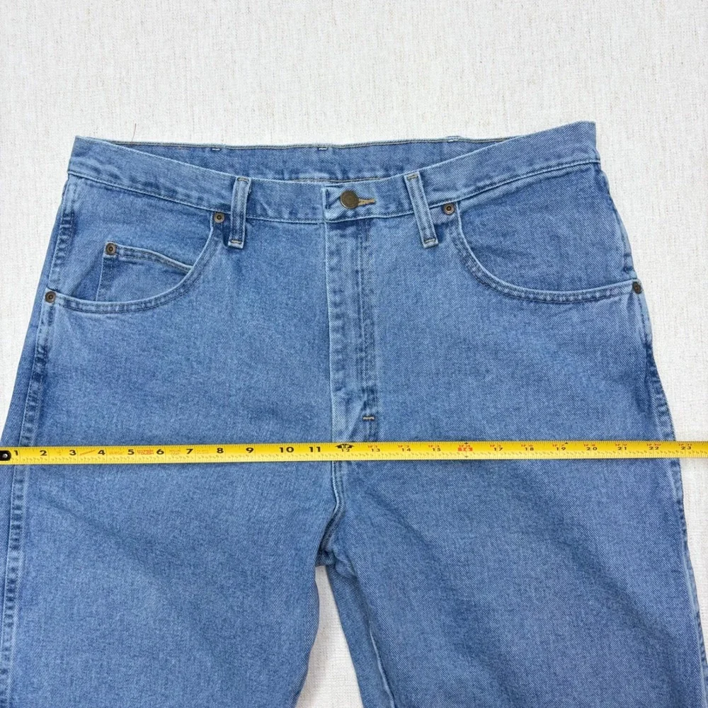 Wrangler Rugged Wear Relaxed Fit Jeans Mens 38x32 Blue Straight Leg Y2K Style
